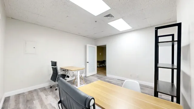 Office 225